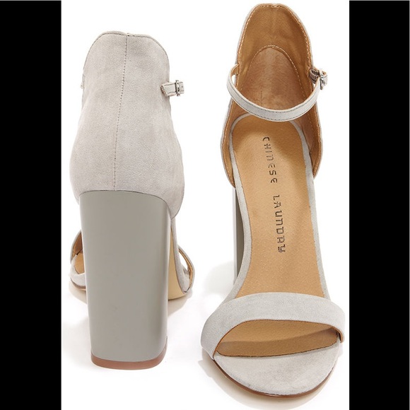 NIB Chinese Laundry Sea Breeze Micro Suede Sandal - Picture 8 of 8